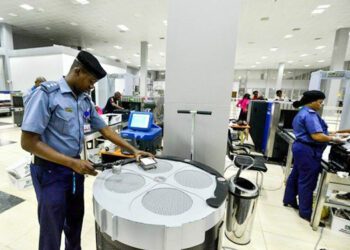 Breach of Airport Security; Customs Officials Forcefully Opens Security Gate