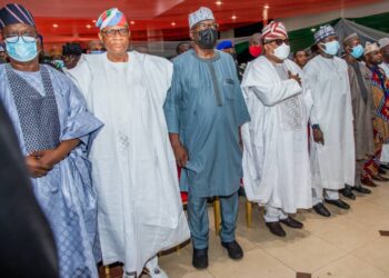 We can only beat our own record, Abdulrazaq says as Kwara APC exco is inaugurated