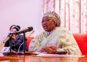 Aisha Buhari Commends Medecins Sans Frontieres