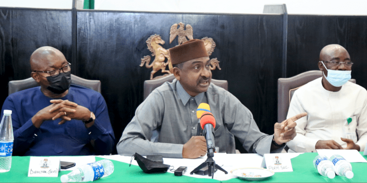 State House Management Team Tour Facilities in Lagos