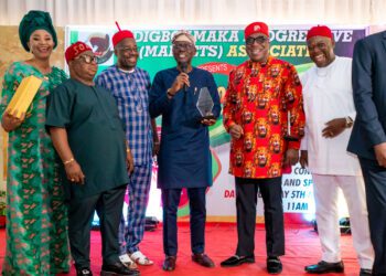 PHOTOS: Gov. Sanwo-Olu as SOGH at the Ndigboamaka Progressive (Markets) Association 2022 All Markets Conference at the Festival Hotel, Amuno Odofin, Lagos, on Thursday, May 5, 2022