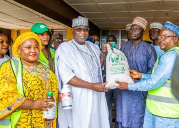 Abdulrazaq flags off fresh support for Kwara’s crop, livestock, fish farmers