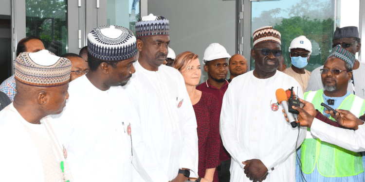 Permanent Secretary, Presidential Aides Inspect Presidential Wing Of State House Medical Centre
