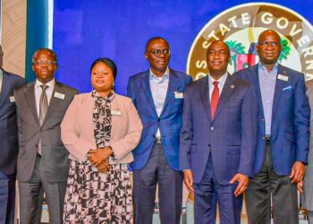 PICTURES: Gov. Sanwo-Olu, Fashola At An Interactive Session With The Organized Private Sector At The Oriental Hotel, On Monday, 13 February 2023