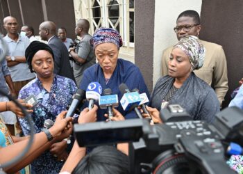 Tinubu’s Wife, Lagos First Lady, Others Visit Train Crash Victims
