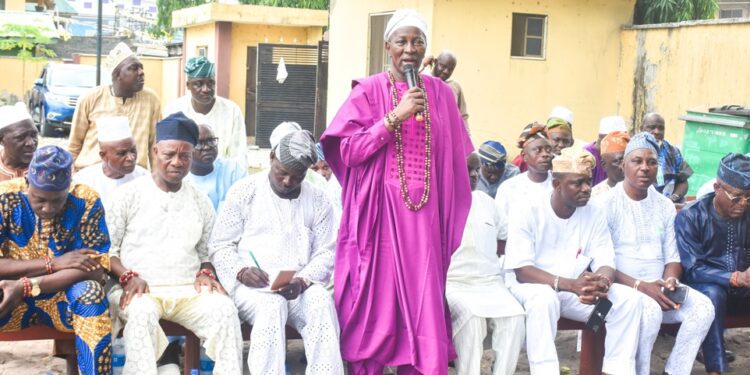 LAGOS GUBER POLL: Eti-Osa Traditional Community Leaders Pledge Support For Sanwo-Olu