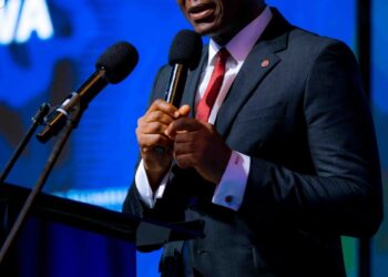 President Buhari Celebrates Tony Elumelu At 60