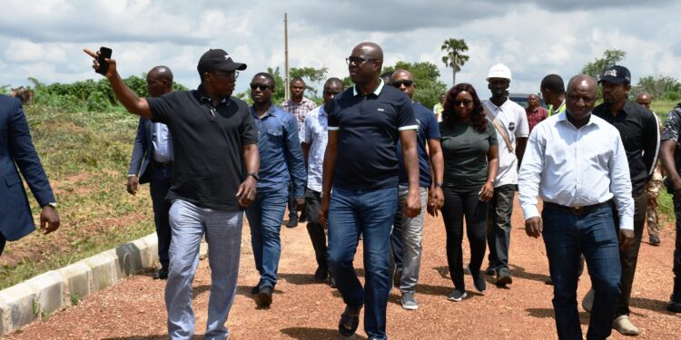PHOTO: Gov Makinde Inspection To Fashola Farm Estate