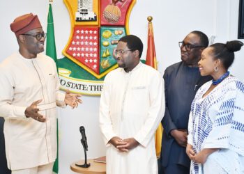 PHOTO: New IITA DG visit Gov Makinde