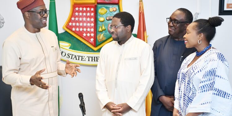 PHOTO: New IITA DG visit Gov Makinde