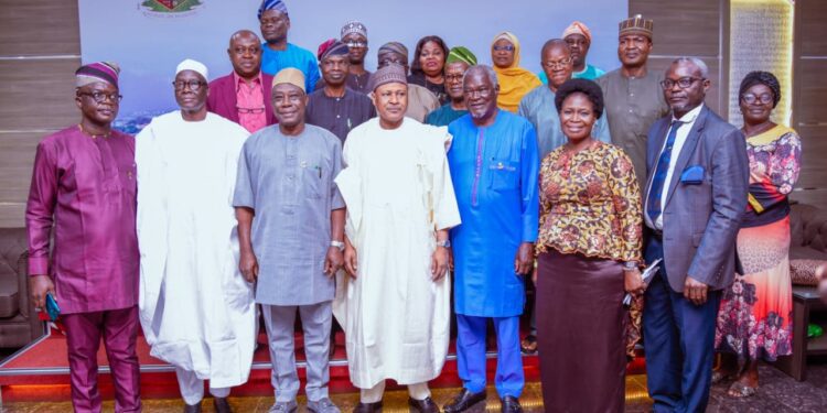 Akinkunmi was an iconic individual, says Idris, Minister of Information