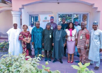 Minister of Information Urges Advertising Regulator to Promote Local Content