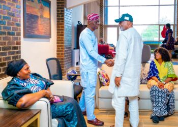 PICTURES: Gov. Sanwo-olu Pays Condolence Visit to Late Rotimi Akeredolu’s Family at Their Ibadan Residence on Friday, 29 December 2023