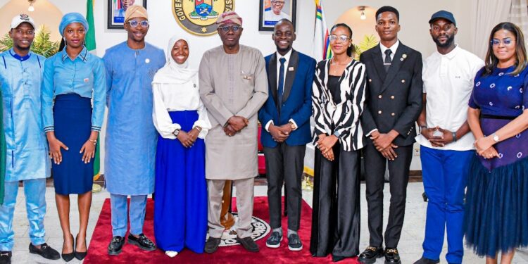 PICTURES: Gov. Sanwo-Olu Interactive Session with Ibile Youth Ambassadors at Lagos House, Marina, on Wednesday, 20 December 2023