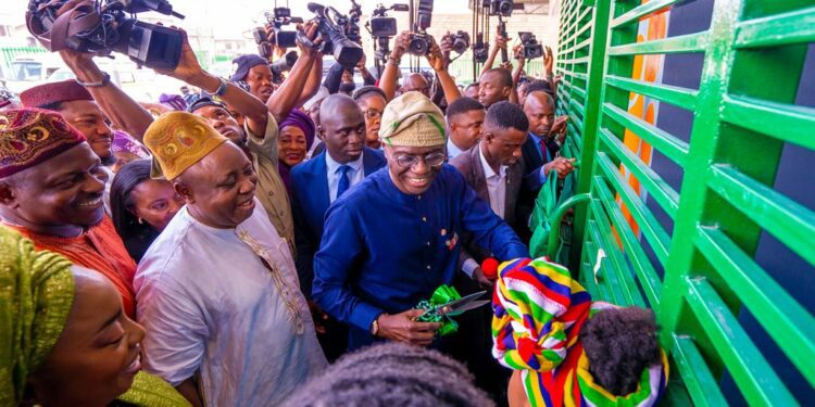 PICTURES: Gov. Sanwo-Olu Commissions Mid-level Food Agro Hub in Idi-Oro, Mushin on Sunday, 17 December, 2023