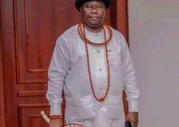 Oborevwori salutes business mogul, Eta Enahoro at 61