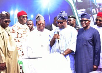 Oworonshoki-Apapa Expressway: Tinubu commends Dangote, describes project 10th Wonder of the World