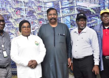 Engineers hail Dangote Petroleum Refinery as Awesome and Mind-blowing