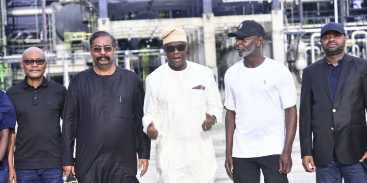 Lifting of Petrol from Dangote Refinery Marks Return to Industrialiation, Local Refining – FG