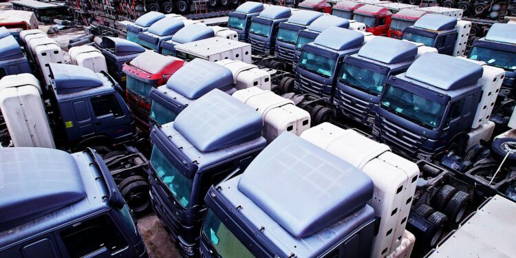 Dangote backs Tinubu’s CNG drive, invests over $280m in trucks, infrastructur