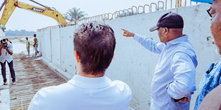 Flood Prevention: Oborevwori commences 20km storm drainage in Osubi, environs