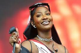 Sanwo-Olu Congratulates Tems for winning Grammy Award