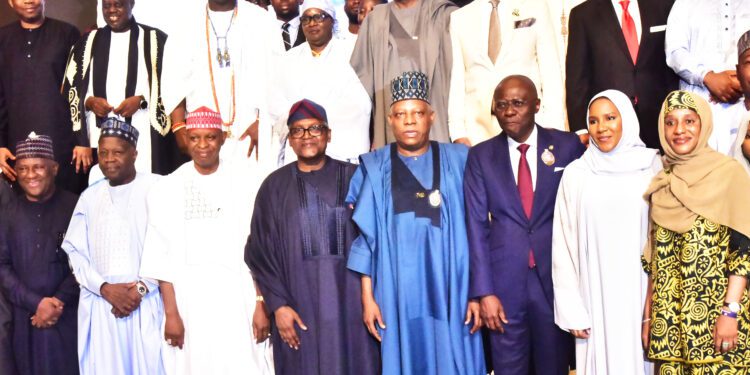 Dangote Unveils ₦1 Trillion Scholarship Scheme for 1.3 Million Nigerian Students