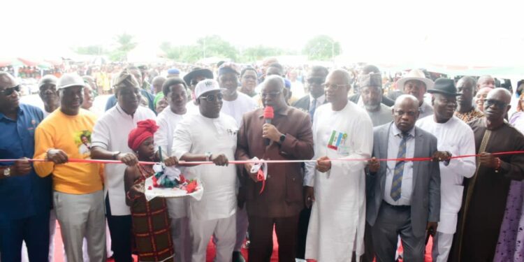 Oborevwori Inaugurates Ozoro Ultra-Modern Market